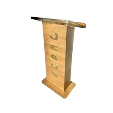 Imagem de Pulpito de madeira para igrejas e palestras com acabamento em dourado 