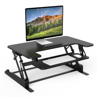 Imagem de Mount-It! Conversor de mesa em pé – mesa com altura ajustável com elevação de mola a gás – estação de trabalho larga de 91 cm para dois monitores – preta (MI-7926)