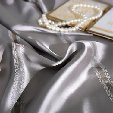 Imagem de Conjunto de cama queen / king size de cetim cinza de luxo 4 peças todas as estações conjunto de capa de edredom com linhas geométricas leves (King 220 x 240 cm, 4 peças)