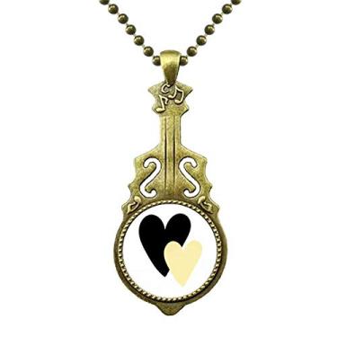 Imagem de DIYthinker Colar com citação de coração duplo, escrita à mão, joias antigas com pingente de música