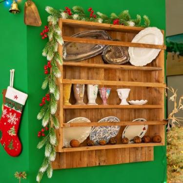 Imagem de Guirlanda de Natal para porta da frente com agulhas de pinheiro e detalhes em estilo bengala doce, 1 peça (verde vermelho)