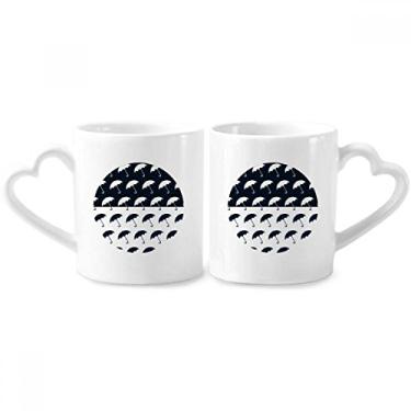 Imagem de Conjunto de canecas de porcelana preta branca para casal, chuva, chuva, clima de chuva, xícara de amante, alça de coração