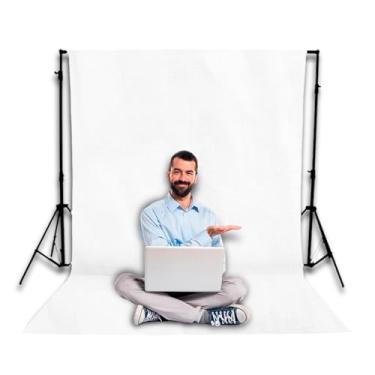 Imagem de Mont Malhas, Tecido Fundo Infinito Fotográfico Chroma Key Com Costura 1,90 X 3,00 MtsCor Branco (Disponibilidade: Disponível em 5 dia