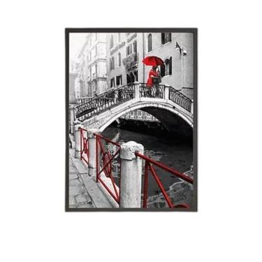 Imagem de Quadro Casal Com Sombrinha Vermelha 45X34 C/Vidro - Preta