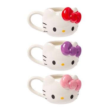 Imagem de Silver Buffalo Sanrio Hello Kitty Arcos de cores diferentes, pacote com 3 minicopos esculpidos em cerâmica 3D com alças, perfeito como um conjunto de açúcar, creme ou leite, 100 ml