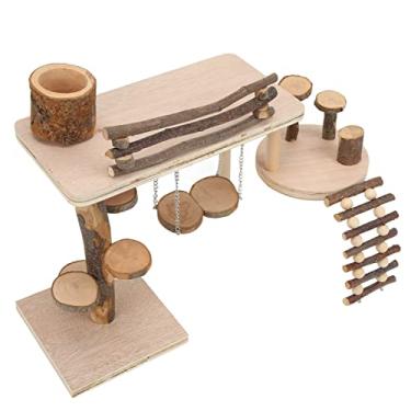 Imagem de S e Hamster Playground Com de Madeira, Promovendo a Saúde e a Atividade Dos Animais de Estimação