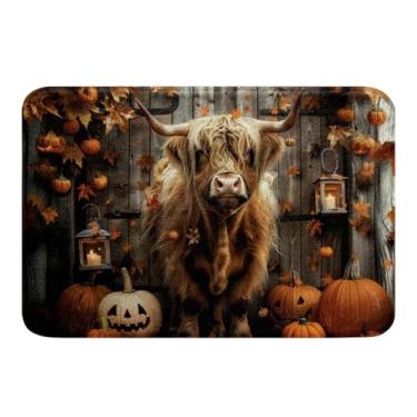 Imagem de Manfei Tapetes de banho de Halloween Highland Cattle Tapetes de banheiro para decoração de quarto de crianças, decoração de quarto de menino, folha de bordo, abóbora, porta de madeira, tapetes de