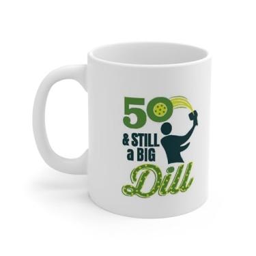 Imagem de Trenton Gifts Caneca de café de aniversário de 50 anos para entusiastas de pickleball - Ideias engraçadas de presente para ela e ele - Caneca única de aniversário de 50 anos para mulheres e homens. 50
