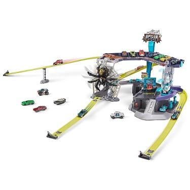 Imagem de Pista Spider Strike - Metal Machines - Candide - Com seus impressionantes 3 metros de extensão, você terá espaço de sobra para desafiar a tarântula e testar suas habilidades