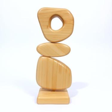 Imagem de Escultura Decorativa De Estante Forma Orgânica Abstrata Em Madeira Pinus Com Suporte Cor:Pinus Com Verniz Incolor;Tamanh