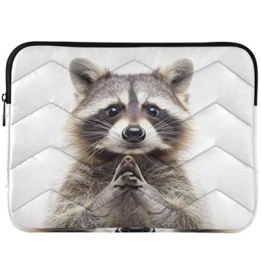 Imagem de Um guaxinim olhando para suas mãos na capa acolchoada para notebook para MacBook Air capa de computador de 13 polegadas fofas capas de computador 13-14 polegadas universal