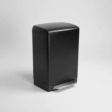 Imagem de Lixeira inox com pedal retangular Slim Black Matte 6 litros - GHELPLUS