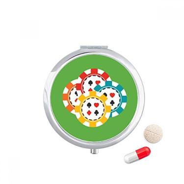 Imagem de Caixa de comprimidos colorida com ilustração de fichas de cassino bolso caixa de armazenamento de remédios dispensador de recipiente