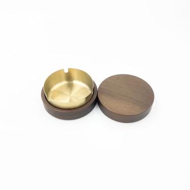 Imagem de Cinzeiro de madeira com tampa e inserção de aço inoxidável - Design portátil à prova de vento para casa, pátio, escritório, festas (ouro)