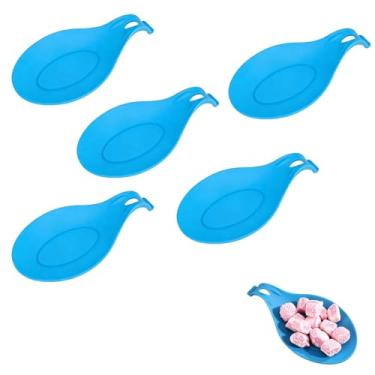 Imagem de 5 peças de descanso de colher de silicone para balcão de cozinha, suporte de colher de grau alimentício com orifício para pendurar, suporte de fogão resistente ao calor