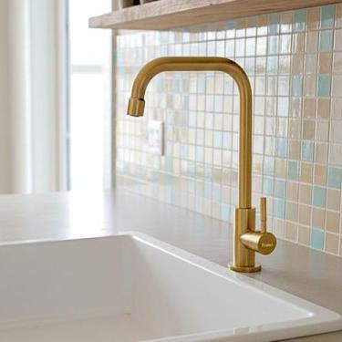 Imagem de Torneira Pia Cozinha Banheiro Lavabo Dourada Gourmet Ambiente Rústico 