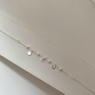 Imagem de Tornozeleira Medalha com Bolinha  Semijoia Feminina com Design Elegant