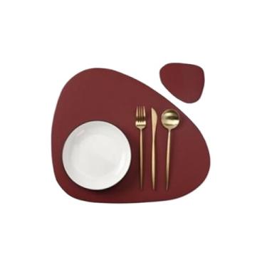 Imagem de 1/4/10 conjuntos de jogo americano e porta-copos triangulares em forma de tapetes de mesa de cozinha de Natal tapetes de decoração de mesa de couro (vermelho, 1 conjunto)