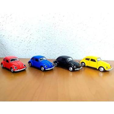 Imagem de Carrinho de Metal Fusca McFive Die-Cast Model 1981 Escala 1:32 Amarelo