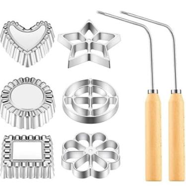 Imagem de Jegxemt Conjunto de moldes de ferro roseta, 8 peças, molde Bunuelos com 6 designs intercambiáveis de coração de estrela, máquina de waffle de liga de alumínio e kit de carimbo de biscoito para