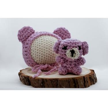 Imagem de Amigurumi urso e touca rosa envelhecido fotografia newborn recém nascido