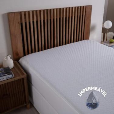 Imagem de Capa De Colchão Impermeável Matelado Solteiro, Casal, Queen e King Branco Para Quartos e Hotéis (Queen)