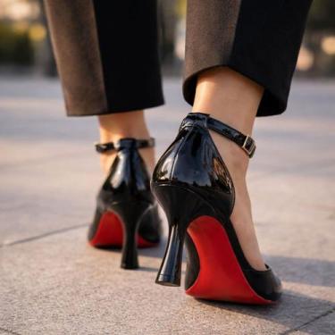 Imagem de Scarpin Madame Maravilha Salto 7cm Verniz Salto Baixo Sola Vermelha Lu