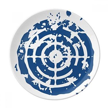Imagem de Prato de jantar de porcelana com design de alvo azul e estampa redonda