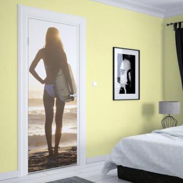 Imagem de Adesivo de Porta Mulher Surfista - Império da Impressão, G - 90cm x 21