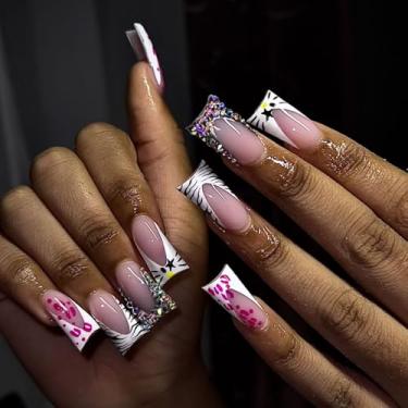 Imagem de Unhas de pato com strass e estampa de leopardo branco francês nude rosa unhas postiças amor impressão labial adesivos brilhantes diamante unhas postiças Dia dos Namorados 24 peças LL09