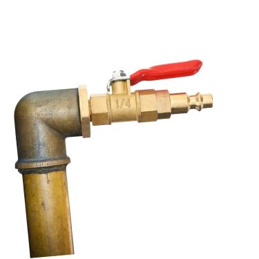 Imagem de Adaptador de sopro para trailers de inverno e sistemas de irrigação Conexão de mangueira de água de desconexão rápida de latão com válvula anticongelante para aplicações de mangueira de jardim e