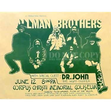 Imagem de Pôster da banda Allman Brothers 28 x 35 cm | Magnífica obra de arte de concerto de 1972 | Live In Texas | Corpus Christi Memorial Coliseum | Legendary American Music | Dr. John | The Night Tripper |