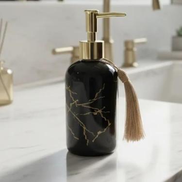Imagem de Dispenser Sabonete Líquido de Luxo Saboneteira Líquida de Vidro Preto para Lavabo e Banheiro com Detalhes e Acabamento Premium Marmorizados Dourados e Pingente Decorativo 400ml – Luiggi Presentes®