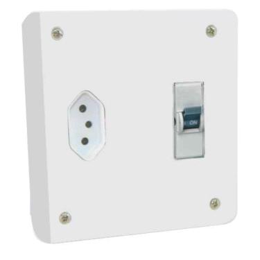 Imagem de Caixa De Distribuição Cd Para Ar Condicionado Com Disjuntor 16a + Tomada 20a - Branco