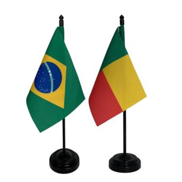Imagem de Kit Bandeira de Mesa Brasil e Benin, 26cm Altura, 18x11cm Bandeiras, Multicolorido, Oxford, Base Plástica, para Escritório, Eventos, Decoração
