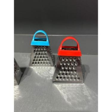 Imagem de Ralador em Aço Inox 4 em 1 com Alça Plástica Médio 9cm C2326 - PRA VC,