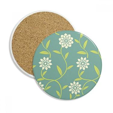 Imagem de Caneca de porta-copos com estampa decorativa de flores brancas verdes para proteção de mesa Pedra absorvente