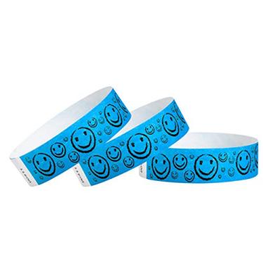 Imagem de Pulseiras Tyvek de rosto sorridente azul neon 200 Wristco para eventos - 2,5 cm x 25,4 cm - Pulseiras de papel impermeáveis recicláveis confortáveis resistentes a rasgos para shows, festivais, festa