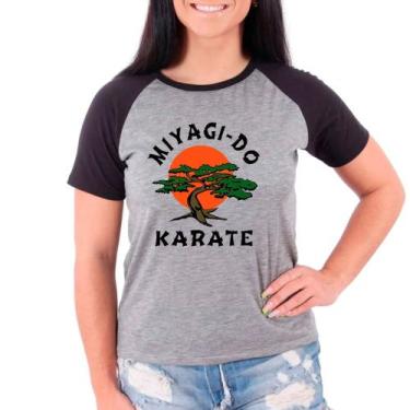 Imagem de Camiseta Feminina Raglan Cinza Cobra Kai 08 - DESIGN CAMISETAS, Preto,