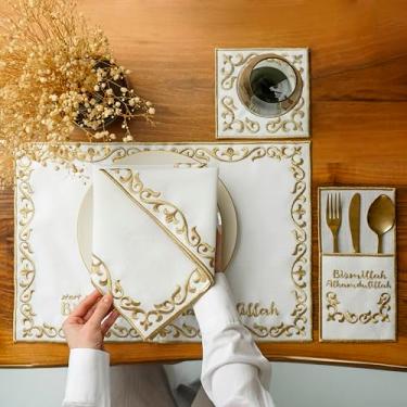 Imagem de Jogo americano bordado com design de rolagem dourada, tapetes de mesa de linho branco com borda decorativa, elegante conjunto de roupa de mesa de jantar, jogo americano islâmico, bismillah