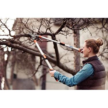 Imagem de Tesourão de poda Tipo Bypass Tramontina em Aço Carbono com Cabo Metálico Extensível