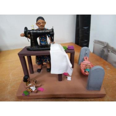Imagem de Dona costureira - Próprio 