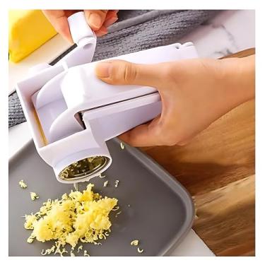 Imagem de Ralador Fatiador Manual Manivela Inox 3 em 1, Ralador de Queijo Triturador Lâminas Inox Rotativas Cabo Ergonômico, Lâminas Removíveis Fácil Limpeza, Ideal para Parmesão Mussarela Chocolate Nozes