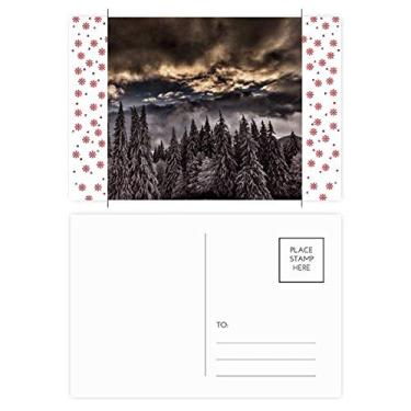 Imagem de Cartão postal de Natal Céu de pinheiro branco Céu escuro Natal Celebração Cartão postal Bênção