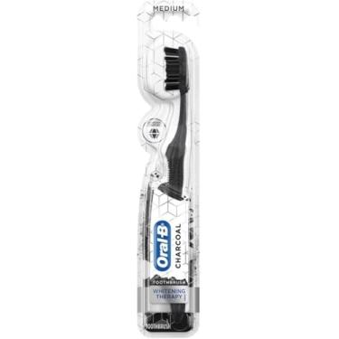 Imagem de Oral B Escova de dentes terapêutica de clareamento de carvão médio – 1 Ea, 1 unidade