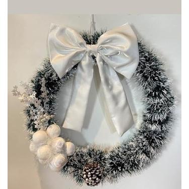 Imagem de Guirlanda Natal Neve, Decoração Festiva de Inverno, Verde e Branco com Laço, Pinhas e Enfeites Natalinos, 38cm