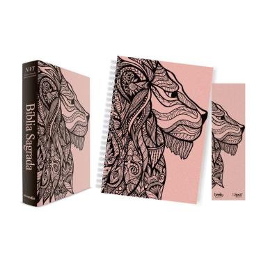 Imagem de Kit Leão Rosa - Bíblia Capa Dura NVI + Caderno + Marca Página