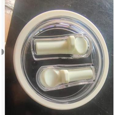 Imagem de Tampa de recipiente de substituição com canudo duplo para Stanley Quencher H2.0 1,134 g – Tampa transparente à prova de vazamento, compatível com Stanley Cup, creme