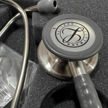 Imagem de Estetoscópio 3m Littmann Classic Ill Cores Variadas, Cinza 5621