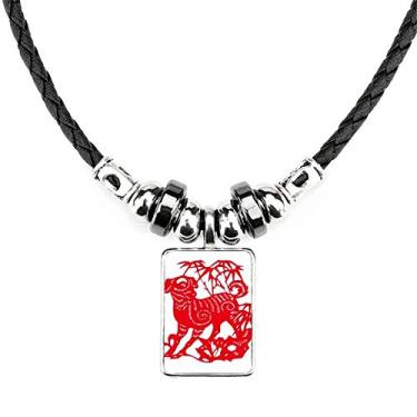 Imagem de DIYthinker Colar de cachorro de ano novo com corte de papel chinês, joia com torque, pingente de corda de couro